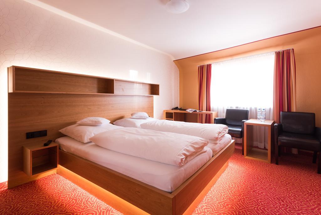 Buergerbraeu Hotel Uberlingen Bagian luar foto