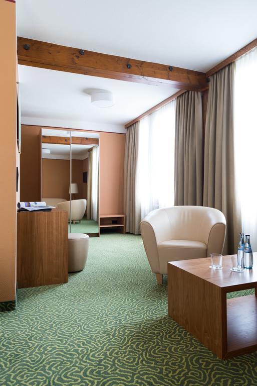 Buergerbraeu Hotel Uberlingen Bagian luar foto