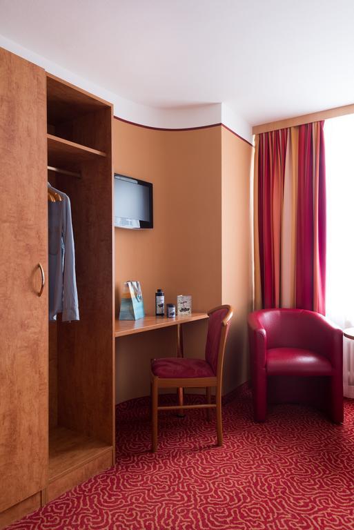Buergerbraeu Hotel Uberlingen Bagian luar foto